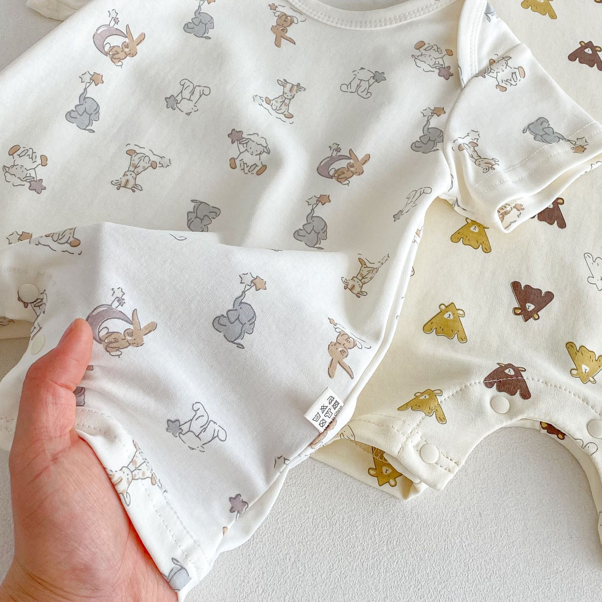 Summer Arrival Baby Unisex Animals Cartoon Pattern Short Sleeves Rompers